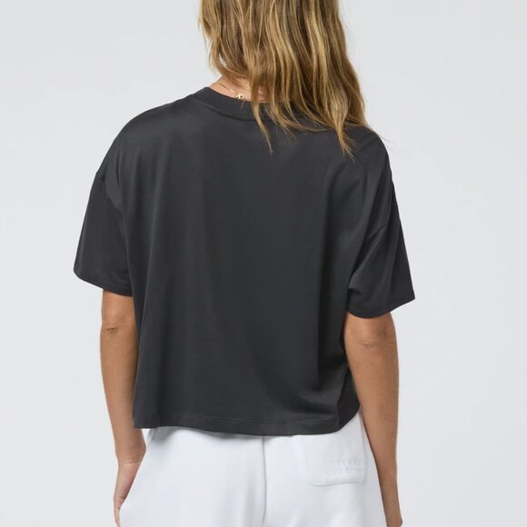 Energy Tee - Women's performance top - Vuori - Picture 4 of 4